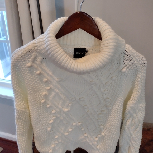 Sweater - Picture 2 of 4